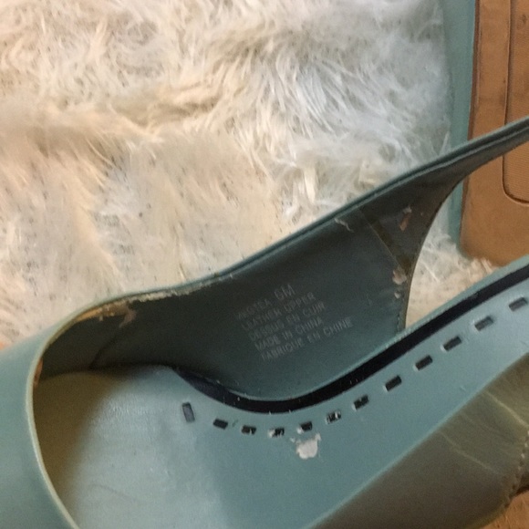 Togo Sling Back Seafoam Green Pump - Picture 4 of 5
